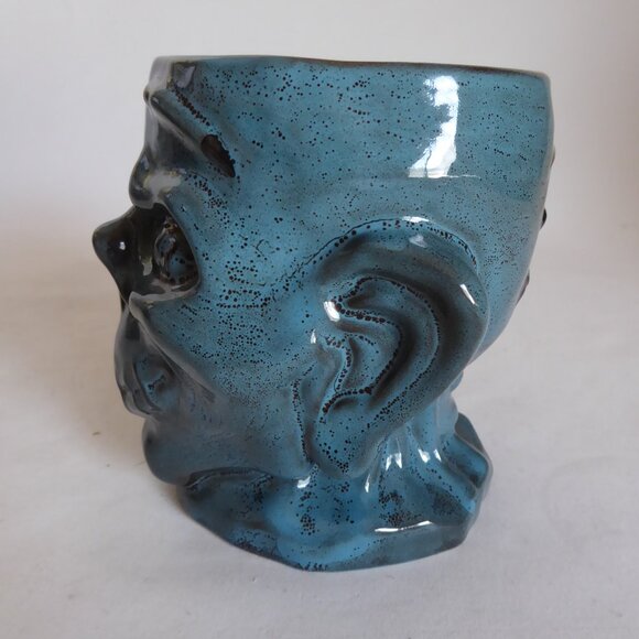 NEW 2012 1ST ED DISNEY TRADER SAM’S ENCHANTED BAR SHRUNKEN ZOMBIE HEAD TIKI MUG - Picture 9 of 14